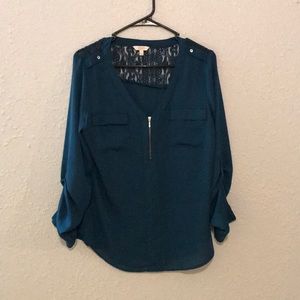 Candie’s juniors blouse